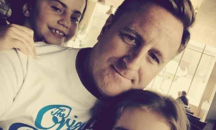 A father died trying to save his two daughters