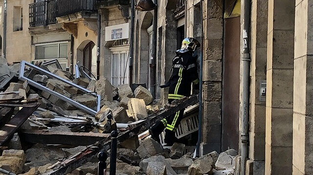 Three injured in building collapse