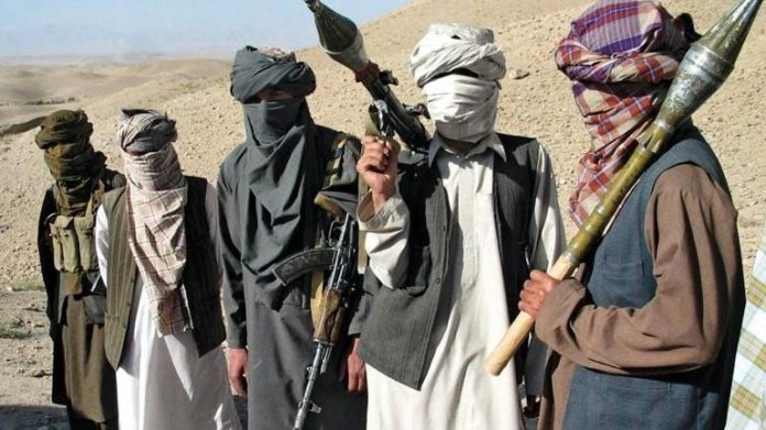 Afghanistan: US warns Taliban of airstrikes