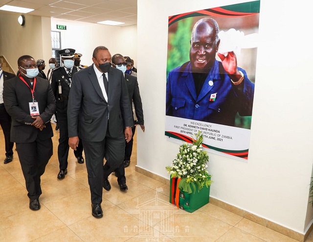 President Kenyatta arrives at Lusaka Show Grounds