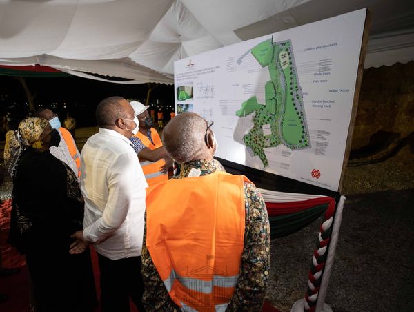 President Kenyatta Visits Multi-agency Security Team In Boni Forest