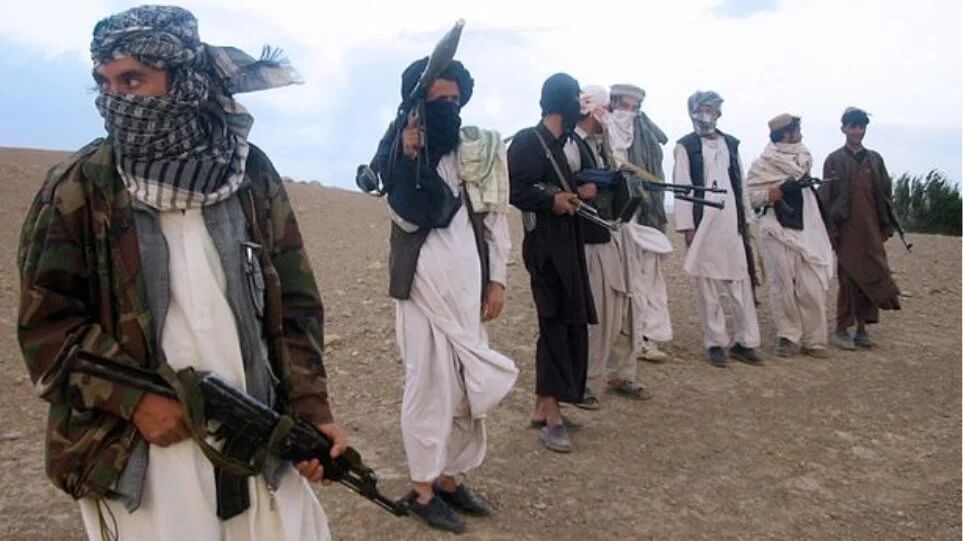 Taliban execute 22 commandos as they try to surrender - Watch the video