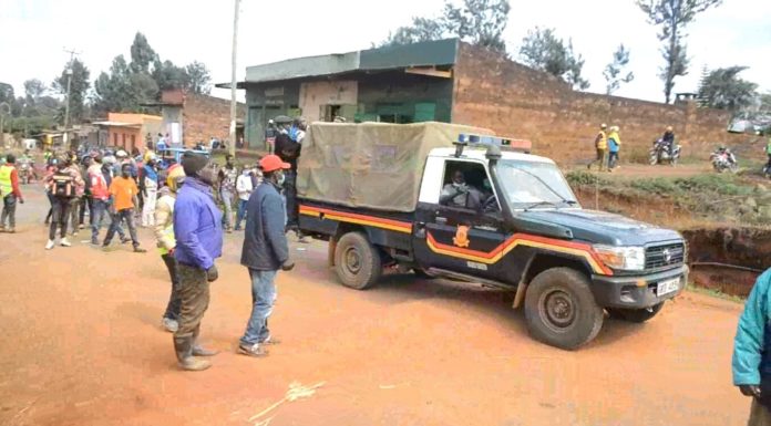 Wife slits husband’s neck over dispute