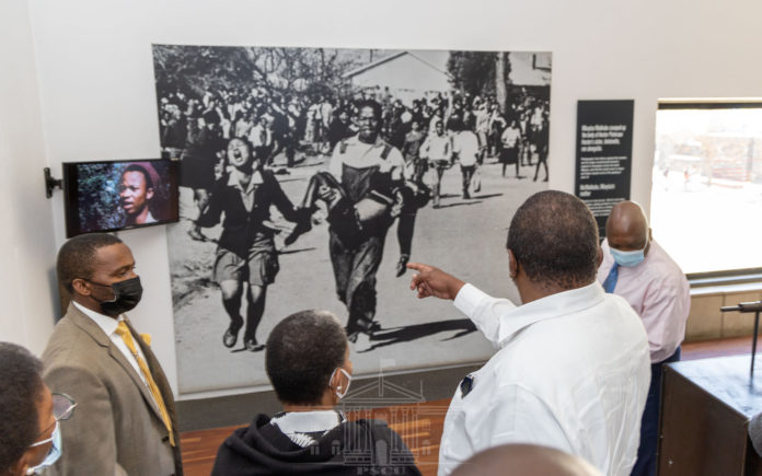 President Uhuru on visits historic Hector Pieterson Museum