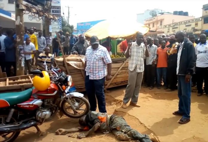 Police rescue motorbike robber from mob from mob attack