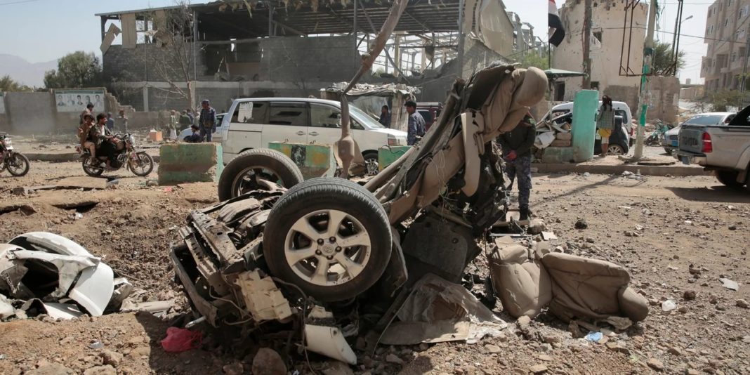 Saudi alliance launches bombings in Sanaa capital - Warning to civilians